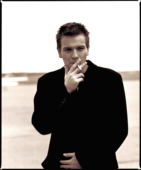 http://www.henrikjordan.de/pix/schauspieler/ewan_mcgregor/popup/ewan_mcgregor_1.jpg